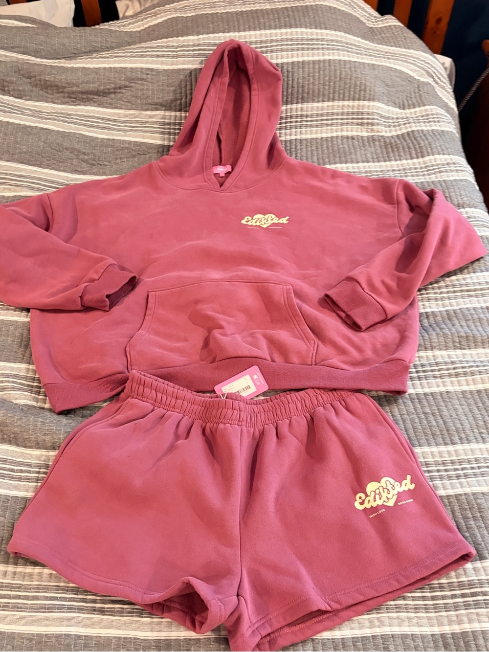 White Fox Women’s Large Hoodie & Shorts Set Shorts